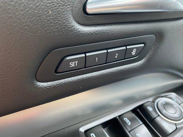 used 2022 Cadillac XT4 car, priced at $27,592