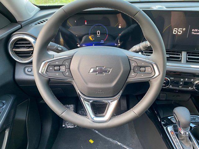 new 2025 Chevrolet Trax car, priced at $27,335
