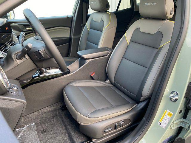 new 2025 Chevrolet Trax car, priced at $27,335