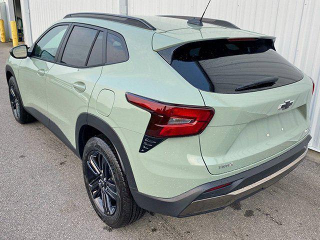 new 2025 Chevrolet Trax car, priced at $27,335