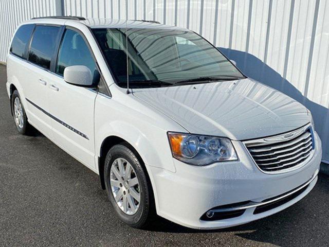 used 2016 Chrysler Town & Country car, priced at $11,550