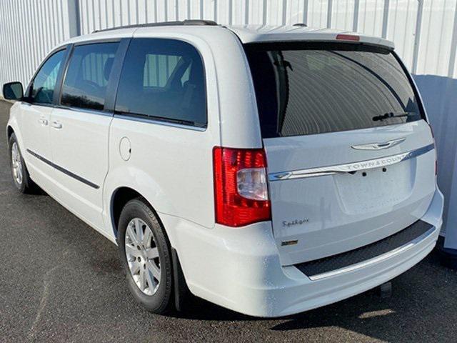 used 2016 Chrysler Town & Country car, priced at $11,550