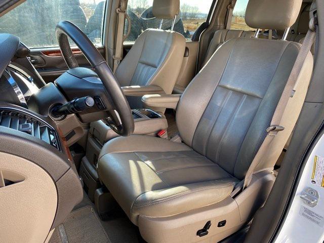 used 2016 Chrysler Town & Country car, priced at $11,550