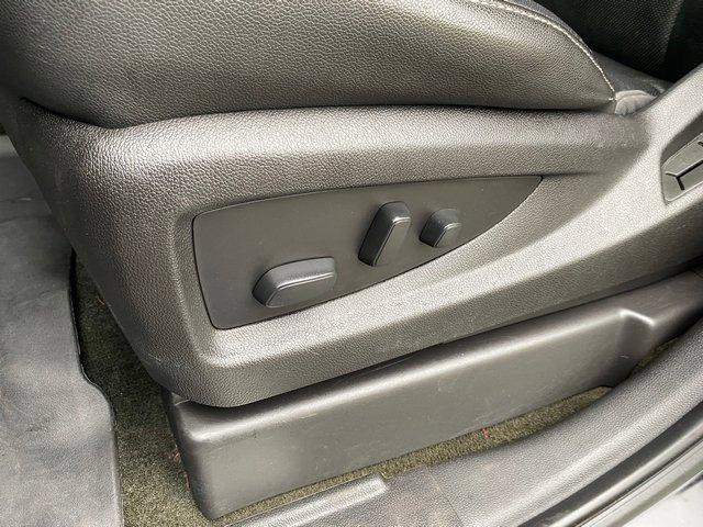 used 2017 GMC Yukon car, priced at $20,712
