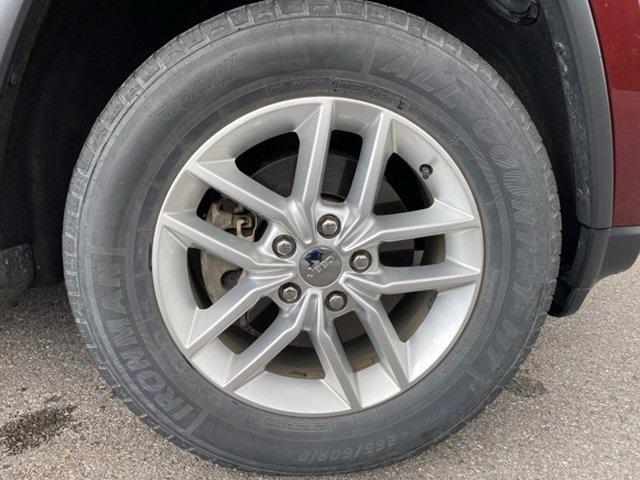 used 2017 Jeep Grand Cherokee car, priced at $16,593