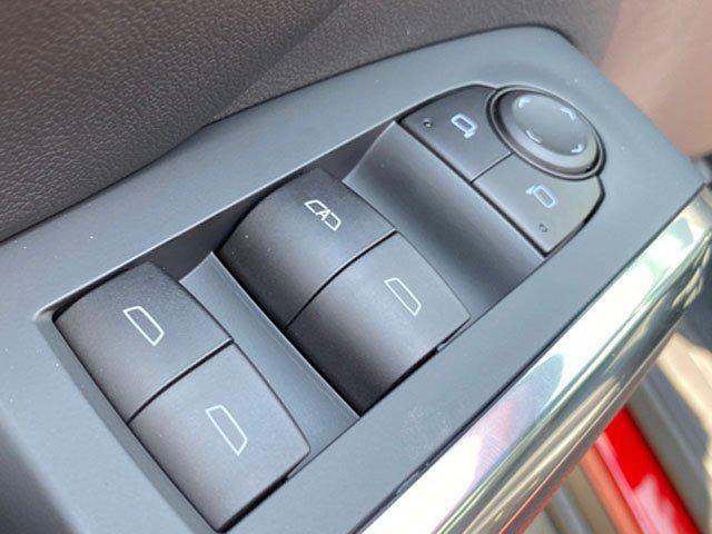 new 2025 Chevrolet Traverse car, priced at $47,850