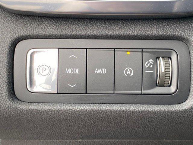 new 2025 GMC Acadia car, priced at $56,190