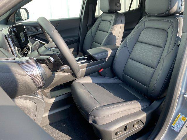 new 2026 Chevrolet Equinox car, priced at $33,870