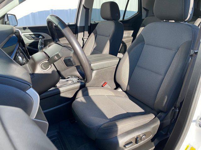 used 2021 Chevrolet Traverse car, priced at $29,996