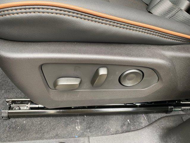 new 2025 GMC Canyon car, priced at $50,525
