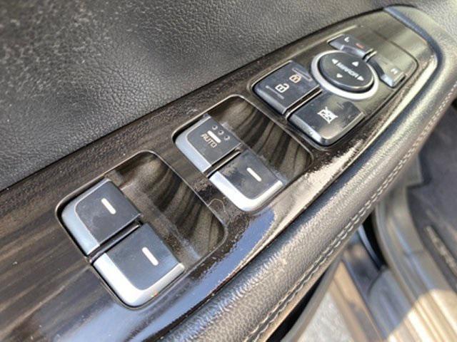 used 2019 Kia Sorento car, priced at $11,780
