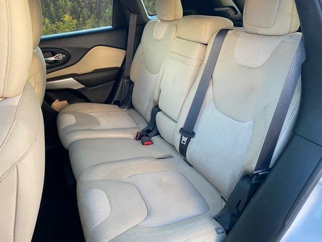 used 2017 Jeep Cherokee car, priced at $11,770