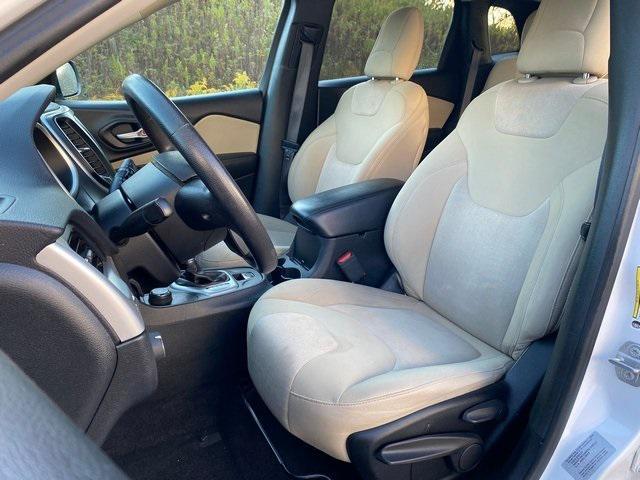 used 2017 Jeep Cherokee car, priced at $11,770