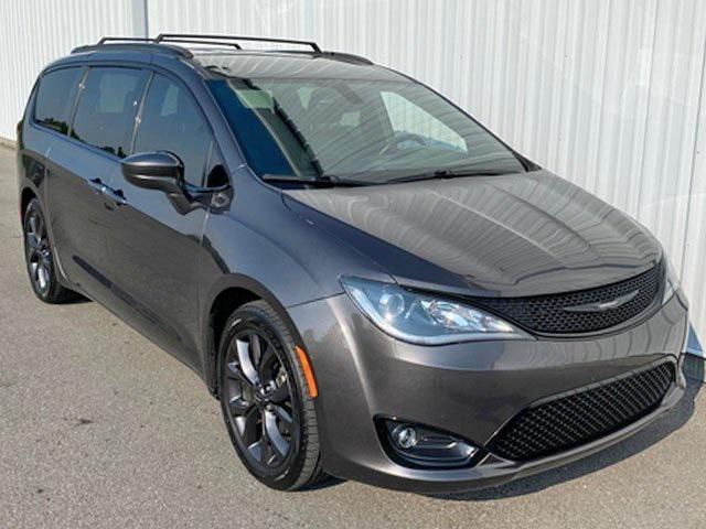 used 2018 Chrysler Pacifica car, priced at $15,970