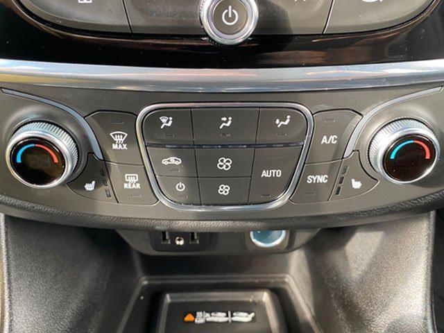 used 2022 Chevrolet Traverse car, priced at $35,291