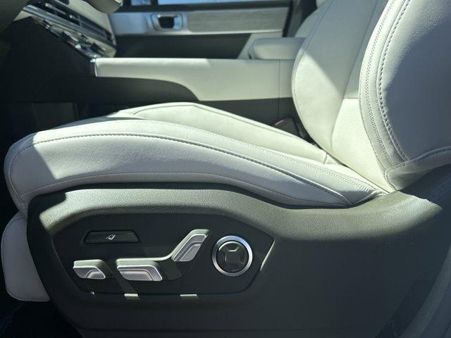 new 2025 Hyundai SANTA FE HEV car, priced at $51,328