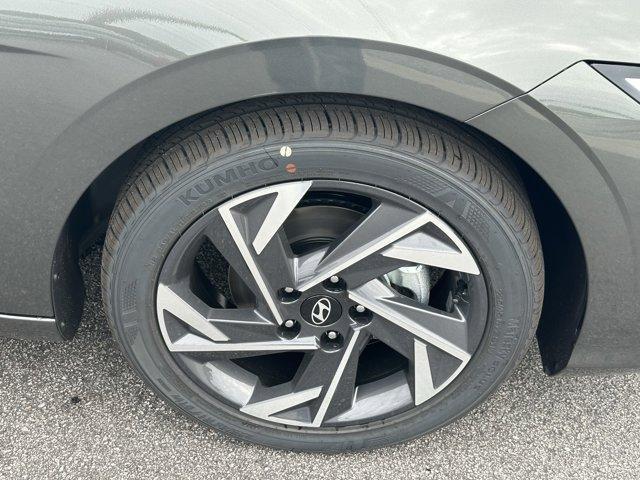 new 2025 Hyundai Elantra car, priced at $24,422