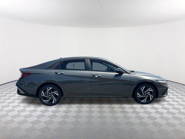 new 2025 Hyundai Elantra car, priced at $24,376