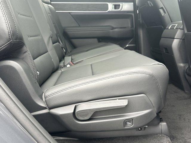 new 2025 Hyundai SANTA FE HEV car, priced at $46,085