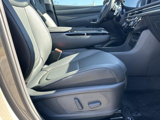 new 2026 Hyundai TUCSON Hybrid car, priced at $43,398