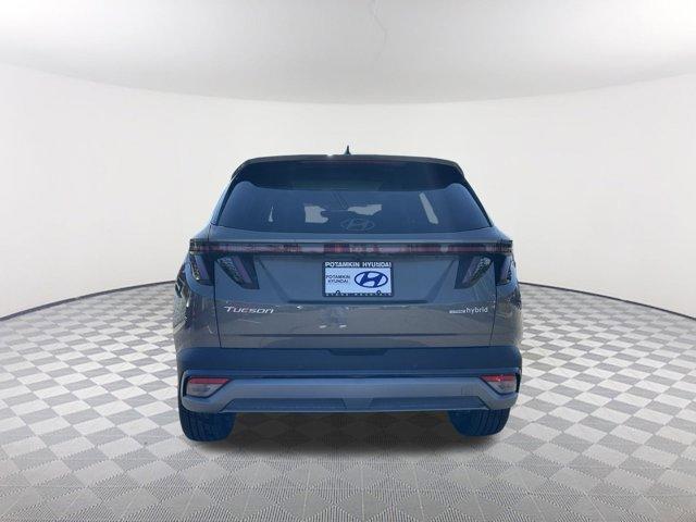 new 2026 Hyundai TUCSON Hybrid car, priced at $43,398