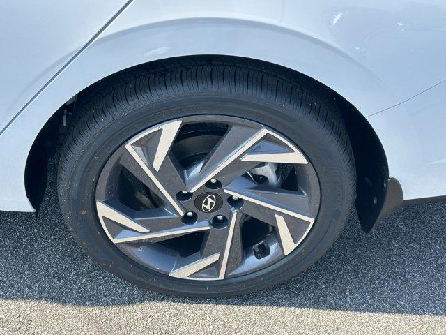 new 2025 Hyundai Elantra car, priced at $24,955