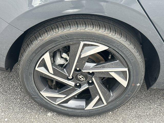 new 2025 Hyundai Elantra car, priced at $24,387
