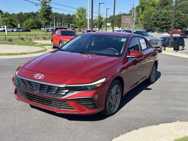 new 2024 Hyundai Elantra car, priced at $24,662