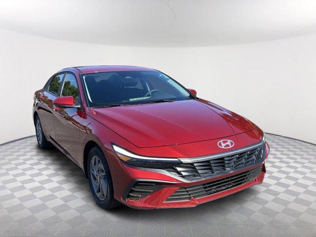 new 2024 Hyundai Elantra car, priced at $23,662