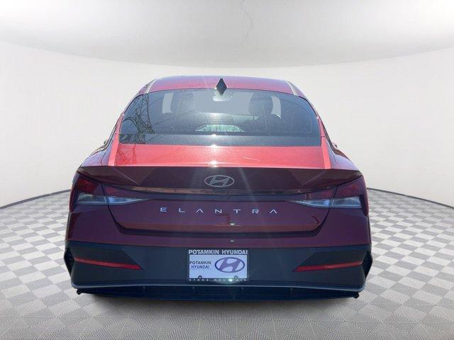 new 2024 Hyundai Elantra car, priced at $23,662