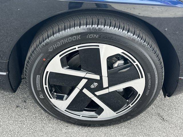 new 2026 Hyundai IONIQ 9 car, priced at $73,325