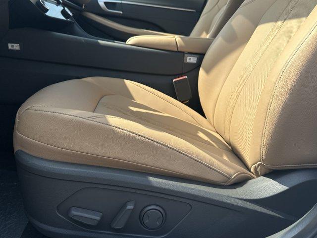 new 2025 Hyundai Sonata Hybrid car, priced at $39,239