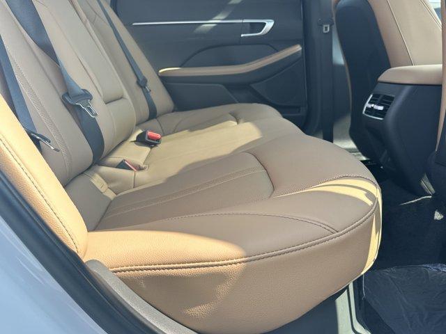 new 2025 Hyundai Sonata Hybrid car, priced at $39,239