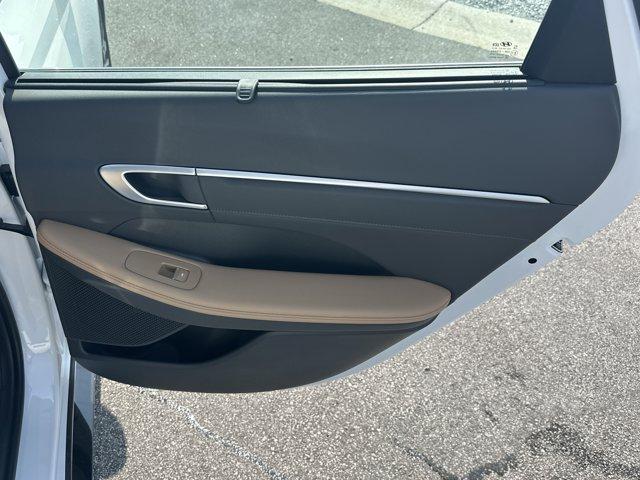 new 2025 Hyundai Sonata Hybrid car, priced at $39,239
