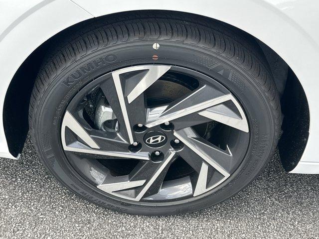 new 2025 Hyundai Elantra car, priced at $24,877