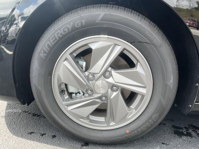 new 2025 Hyundai Elantra car, priced at $23,198