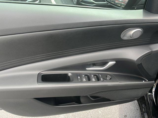 new 2025 Hyundai Elantra car, priced at $23,198