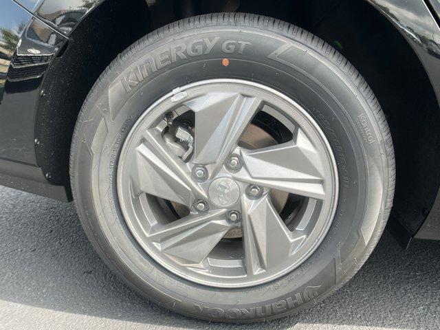 new 2025 Hyundai Elantra car, priced at $23,198