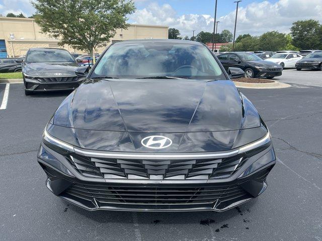 new 2025 Hyundai Elantra car, priced at $23,198