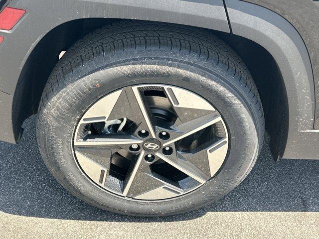 new 2025 Hyundai Tucson car, priced at $31,832