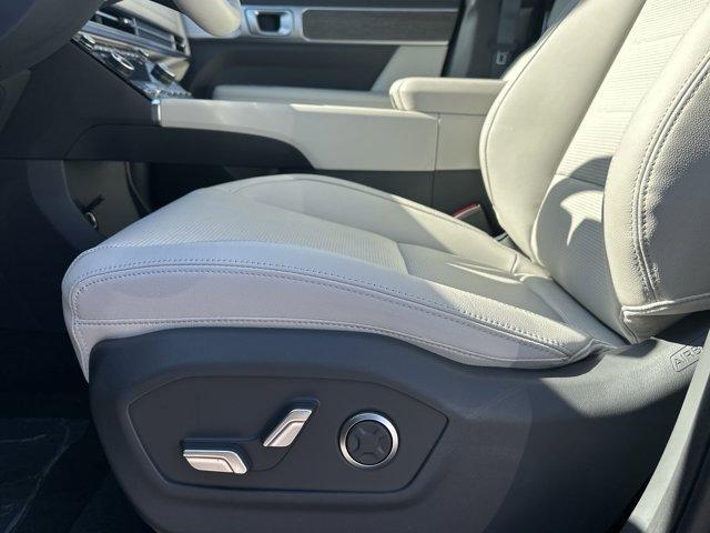 new 2025 Hyundai Santa Fe car, priced at $44,462