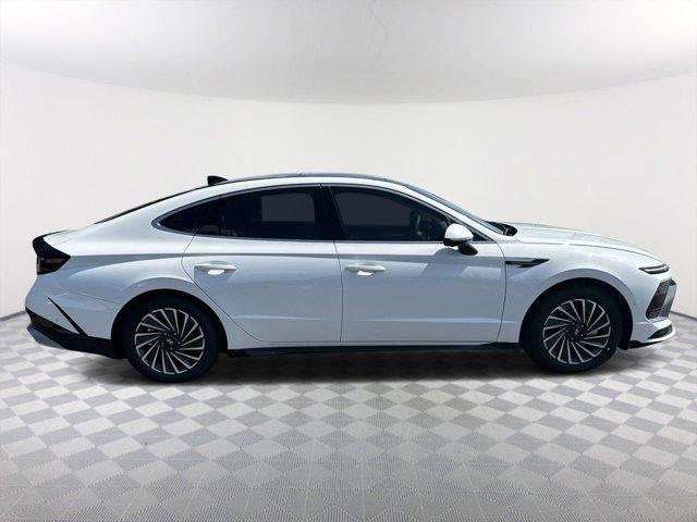 new 2024 Hyundai Sonata Hybrid car, priced at $35,860