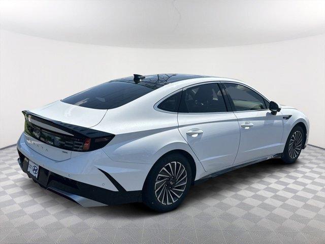 new 2024 Hyundai Sonata Hybrid car, priced at $35,860