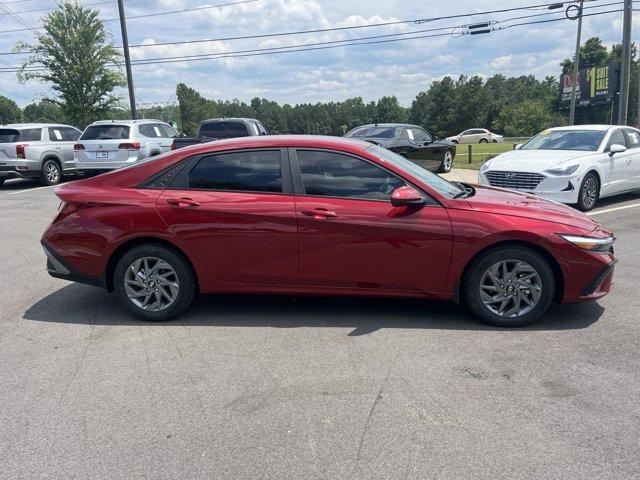 new 2024 Hyundai Elantra car, priced at $24,658