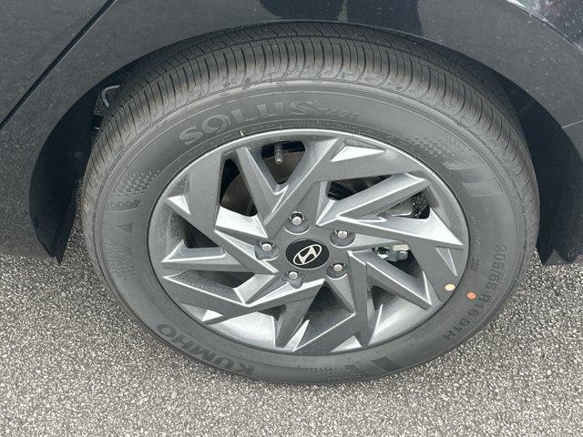 new 2025 Hyundai ELANTRA HEV car, priced at $27,240