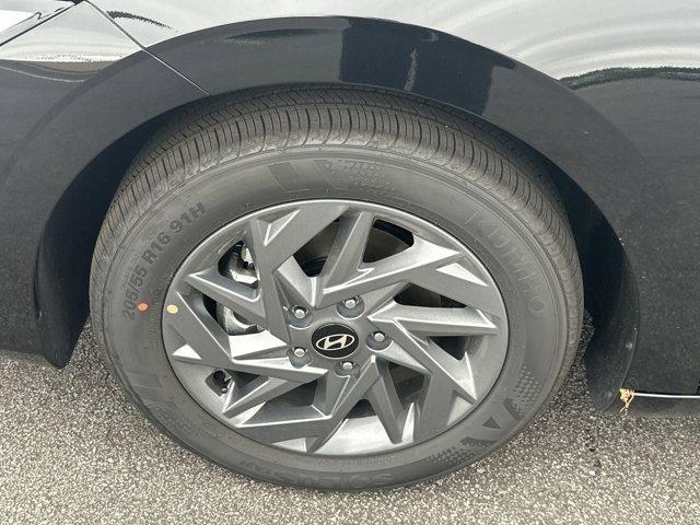 new 2025 Hyundai ELANTRA HEV car, priced at $27,240