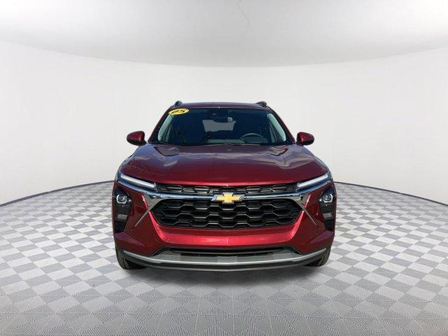 used 2025 Chevrolet Trax car, priced at $22,490