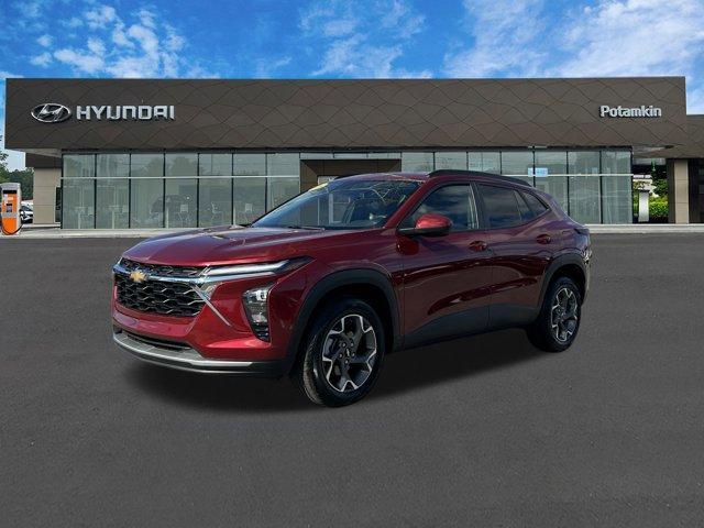 used 2025 Chevrolet Trax car, priced at $22,490