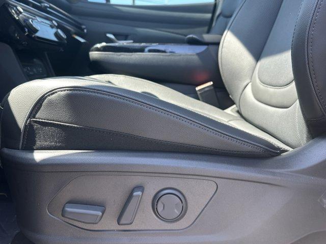 new 2025 Hyundai TUCSON Hybrid car, priced at $42,592