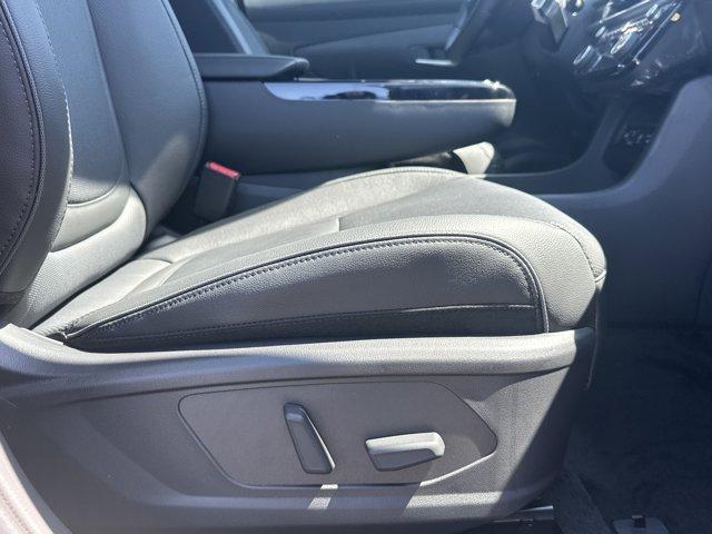 new 2025 Hyundai TUCSON Hybrid car, priced at $42,592